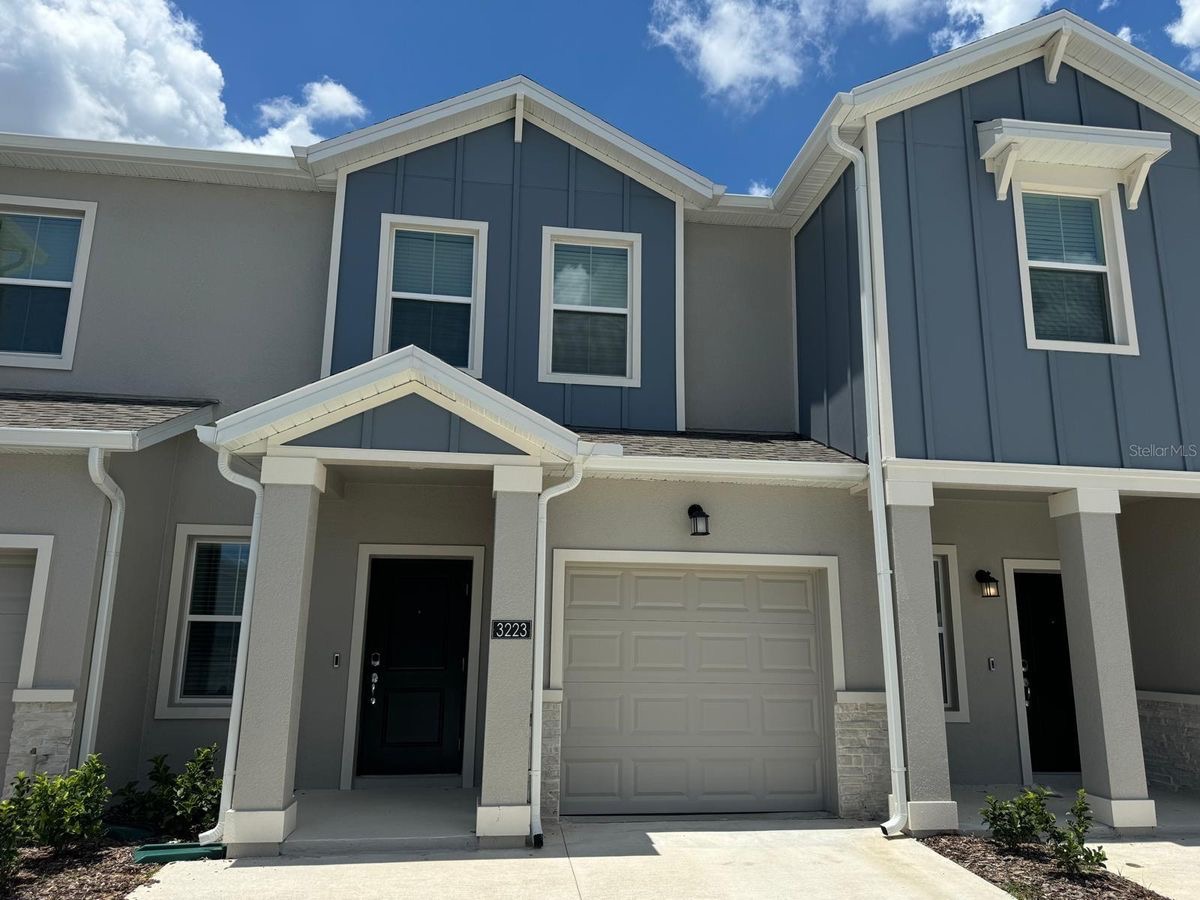 Craftsman townhome — Tampa, FL